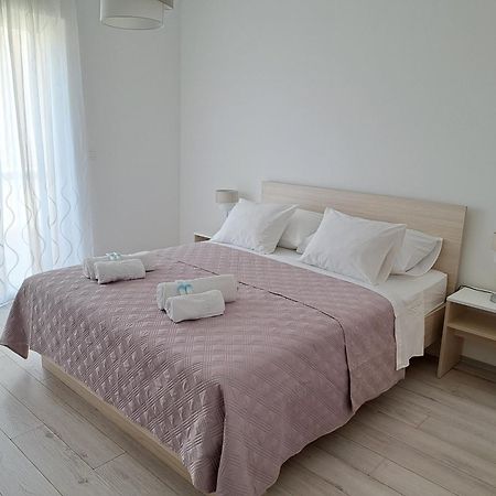 Apartment & Room Ladisic Orasac Zimmer foto